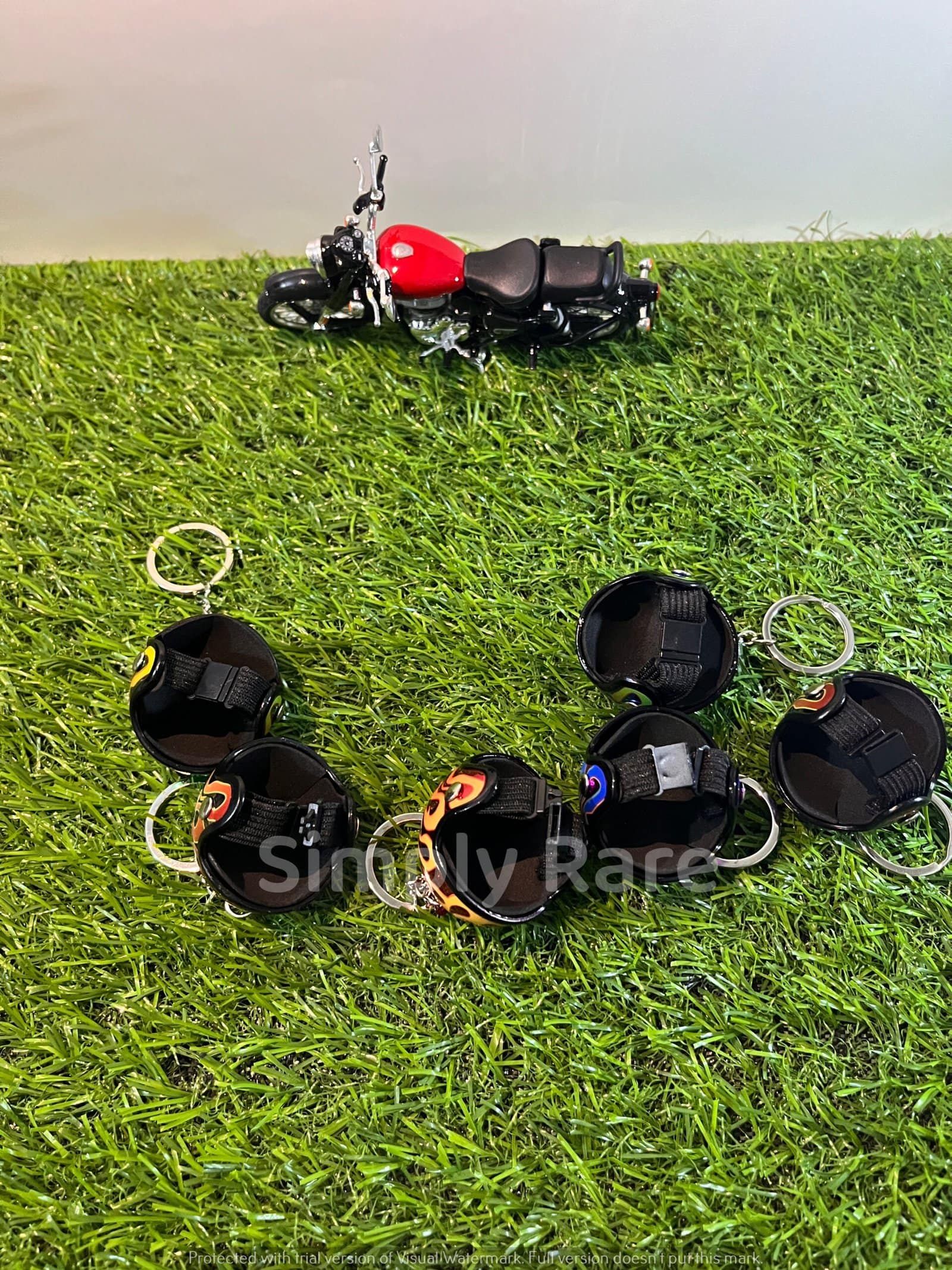 Stunt Helmet Keychain - Image 10